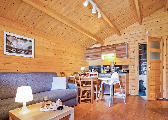 2 Bedroom Awesome In Сasa de vacaciones